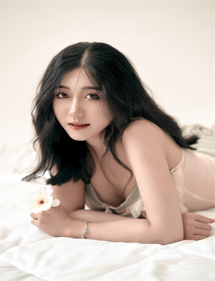 巴雷特修女独家揭秘：微距拍摄的细节表现与视觉冲击 了解优秀作品的创作秘密